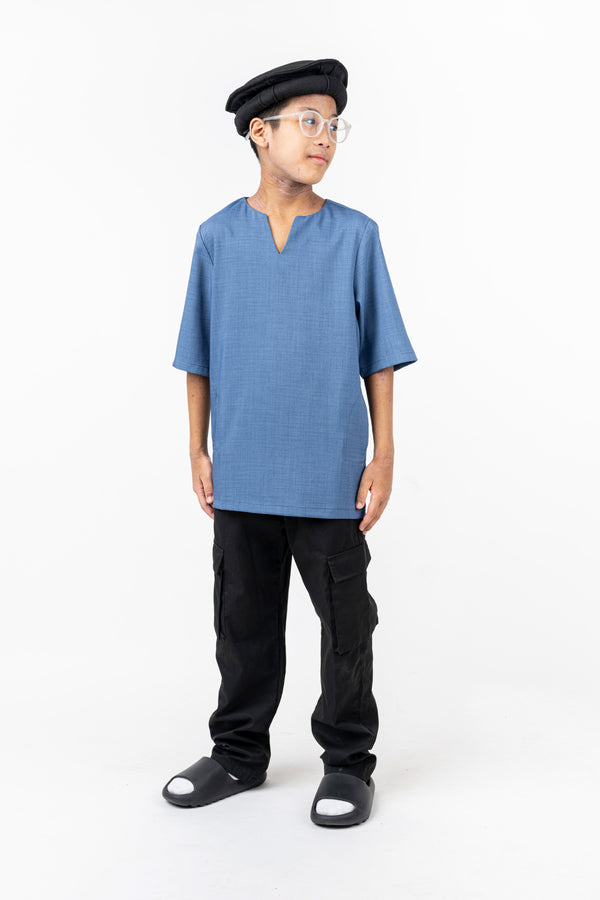 Boy's Relaxed Fit V-Neck Poly-Cotton ¾ Sleeve Top