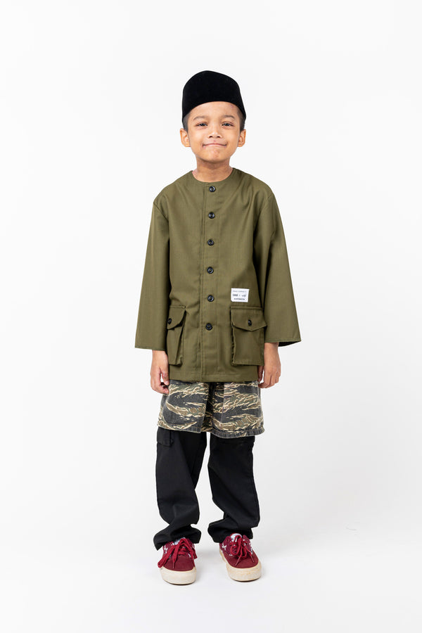 THAWB AND KWAR: Boys' Type-01 Olive Drab Junayd Long Sleeve Tunic